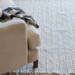 Tapete Artesanal Peludo Dupla Face Scandinavo Quadriculado Cinza 150x300