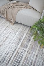 Tapete para Sala Hathor Striped 250x350