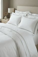 Jogo de Cama Cetim Eros 300 Fios Branco e Verde King