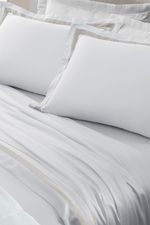 Jogo de Cama Bambu Genevê 300 Fios Branco e Fendi King