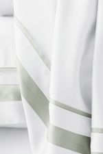 Jogo de Cama Bambu Genevê 300 Fios Branco e Verde Queen