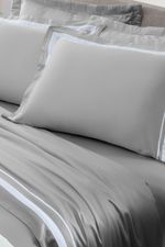 Jogo de Cama Bambu Genevê 300 Fios Cinza e Branco King