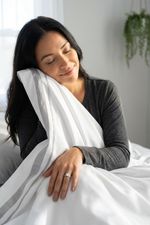 Jogo de Cama Bambu Genevê 300 Fios Branco e Cinza King