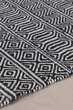 Tapete Entrada Kilim Maori 60x90 Preto