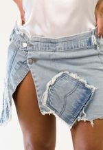 Saia De Dois Botões e Bolsos Assimétricos Jeans