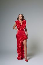 Vestido De Seda Com Babados E Abertura Na Perna