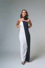 Vestido Longo Com Capa De Strass