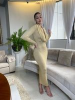 Vestido Midi Manga Longa Com Gola Degage