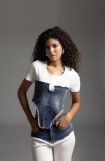 Conjunto Blusa e Calça Com Detalhe em Jeans