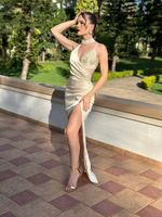 Vestido De Seda Assimétrico