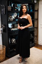 Vestido Midi Alfaiataria Tomara que Caia com Saia Plissada