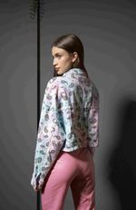 Jaqueta Jeans Curta Estampada