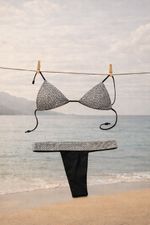 Biquíni Preto Duas Peças com Strass Brilhante – Tecido Premium Praia
