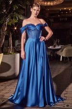 Vestido Longo com Corset Bordado em Florzinhas, Pedraria Fina e Saia Ampla com Mangas Removíveis Azul