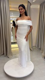 Vestido de Noiva Longo Ombro a Ombro com Laço Gigante nas Costas Branco