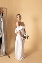 Vestido de Noiva Longo Ombro a Ombro com Laço Gigante nas Costas Branco