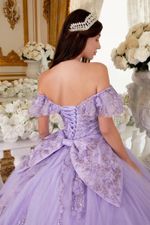 Vestido Longo Princesa Ombro a Ombro Detalhes Florais Lilas