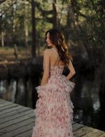 Vestido Longo em Tule Florido com Babados