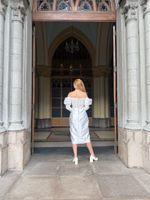 Vestido Midi Off Shoulder em Tecido Branco