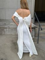 Vestido de Noiva Longo Ombro a Ombro com Laço Gigante nas Costas Branco