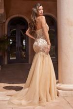 Vestido Longo Sereia Renda e Vidrilhos Champagne