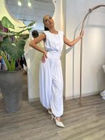 Macacão Aladinho Elegante com Caimento Fluido Branco