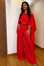 Conjunto Pantalona Ampla Cintura Alta c/ Blusa Assimétrica Vermelho