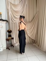 Vestido Longo 1ombro so Decote nas Costas Quadrado com Babado na Frente Preto