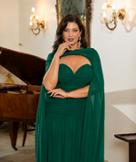 Vestido Longo com Capa Fluida e Busto Drapeado Verde