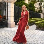 Vestido Longo V Drapeado com Cinto Pedra Marsala