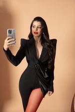 Macacão Assimétrico de Uma Perna Só com Estilo Blazer Preto