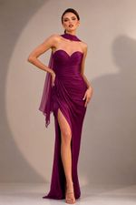 Vestido Longo Tomara que Caia Drapeado com Fenda Fucsia