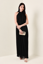 Vestido Longo Preto Plissado com Frente Unica Preto