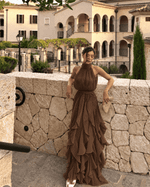 Vestido Longo Frente Única com Babados Marrom