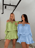 Vestido Curto com Mangas e Babados Verde