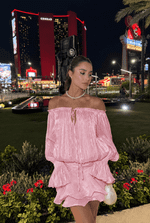 Vestido Curto com Mangas e Babados Rosa