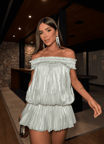 Conjunto Blusa Tipo Vestido Ombro a Ombro, Short Curto Branco