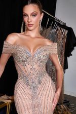 Vestido Longo Ombro a Ombro, Corset, Tule Todo Em Brilho Nude