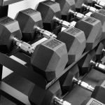 Kit Dumbbell Hexagonal Vulcanizado 12,5 a 30Kg (8 Pares) + Suporte