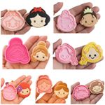 Cortador / Ejetor de Brigadeiro Tema Princesas Escolha 1 Un