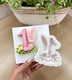 Molde de Silicone Numero 1 c/ Borboleta e Flores para Doces