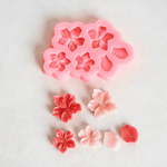 Molde de Silicone 4 Flores e Folhas para Decorar Doces Finos 2cm