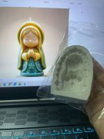 Molde De Silicone Santa Rezendo para Decorar Doces e Velas