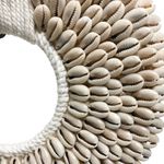 Colar de Conchas no Pedestal Buzios P