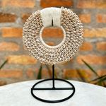 Colar de Conchas no Pedestal Buzios P