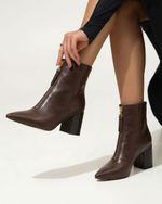 BOTA CRISTÓFOLI JORDANA