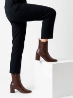 BOTA CRISTÓFOLI THAÍS MARROM