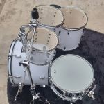 Bateria 22 Pearl Roadshow Pure White com Ferragens