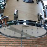 Caixa 14x10 Pearl Modern Utility Com Pés De Surdo Natural Maple