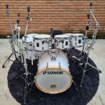 Bateria 22 Sonor AQ2 Stage Maple White Marine Pearl com Ferragens
